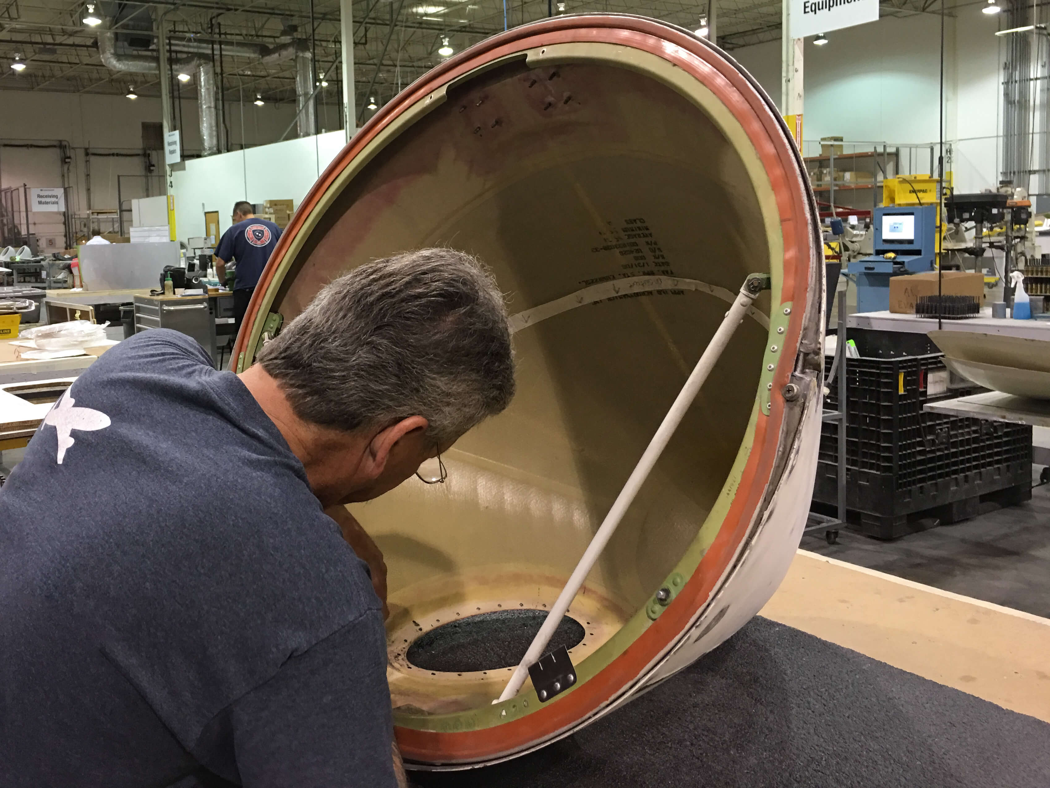Cleaning the inside of a CJR 100/200 Radome before installing lens