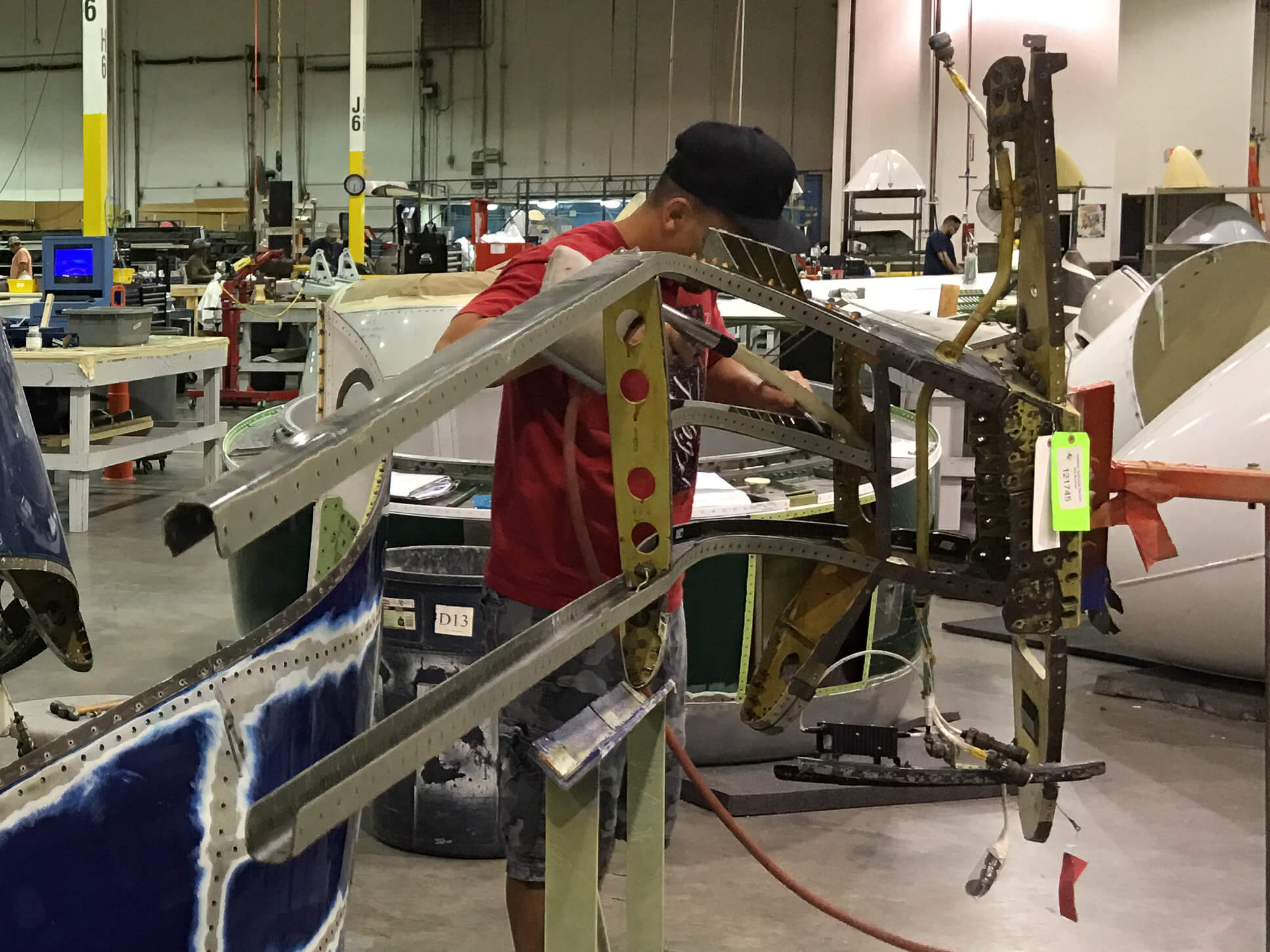 Cleaning FOD from a B737 Winglet after removing the outer composite skin